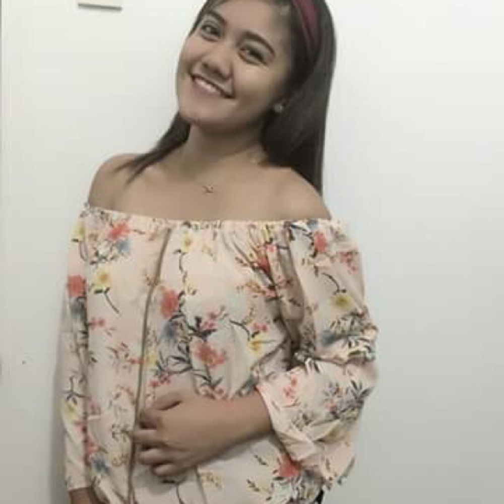 FLORAL PRINT OFF-THE-SHOULDER TOP